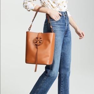 NWT Tory Burch Miller hobo aged caramel bag